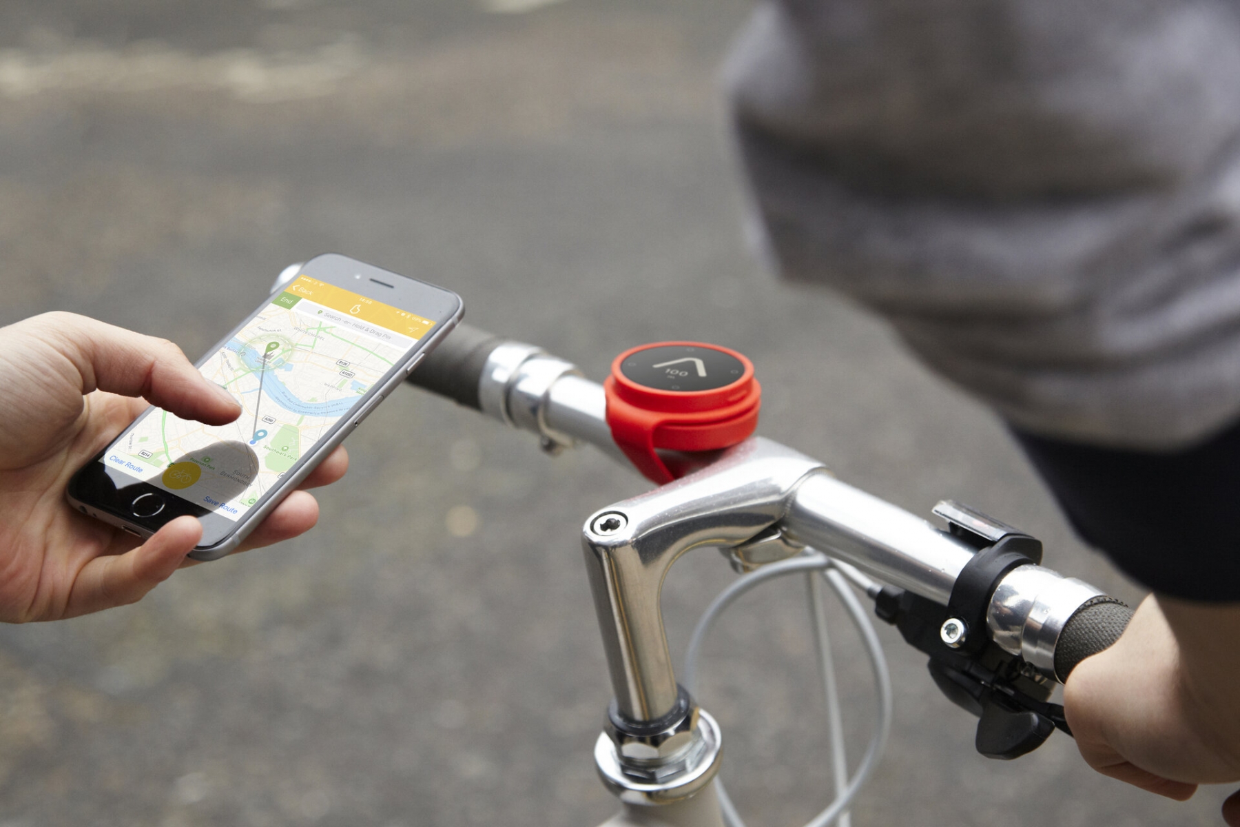 The app calculates the best route and gives navigation directions for cyclists