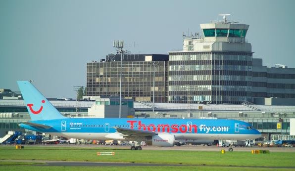 Gatwick Airport, London by Pam Brophy (Creative Commons Attribution ShareAlike 2.0)