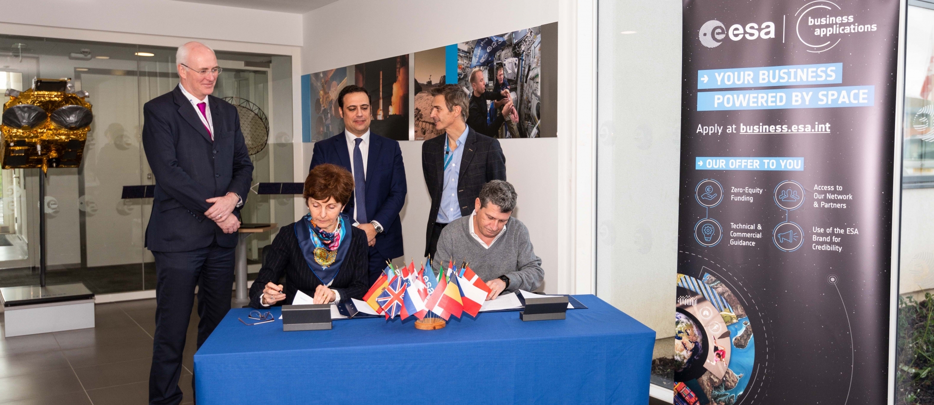 Signature of the Letter of Intention between ESA and Primomiglio SGR (Astra Ventures). Standing, from left to right: Nick Appleyard, Head of Downstream Applications, ESA Lorenzo Scatena,  Managing Director, Fondazione E. Amaldi, Elia Montanari, Head of Controlling at Downstream Applications, ESA. Sitting, from left to right: Magali Vaissiere, Director of Telecommunications and Integrated Applications, Gianluca Dettori, Chairman, Primomiglio SGR (Astra Ventures).