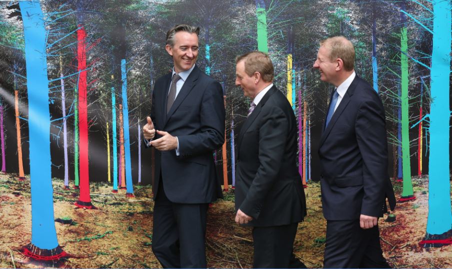 From left to right: Fergal Leamy (Coillte), An Taoiseach Enda Kenny, Enda Keane (Treemetrics) Credit: Treemetrics